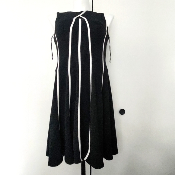 Keyhole Black and White Sleeveless Dress size 12 - Picture 2 of 7